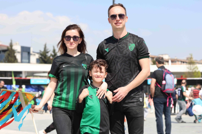 Kocaeli'de bayram sevinci ikiye katlandı