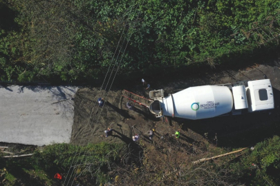 Ordu Ünye’de Yavi–İnkur bağlantı yoluna beton çalışması