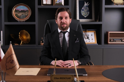 125 yıllık irmik helvası dondurmayla buluştu... Dedesinin tezgahından Dubai'ye