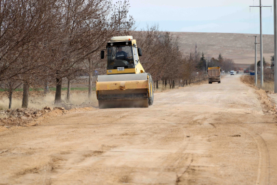 Konya Karatay’da yol ve altyapı çalışmaları tüm hızıyla sürüyor