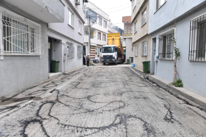 Bursa Osmangazi’de sokaklardaki yollar yenileniyor